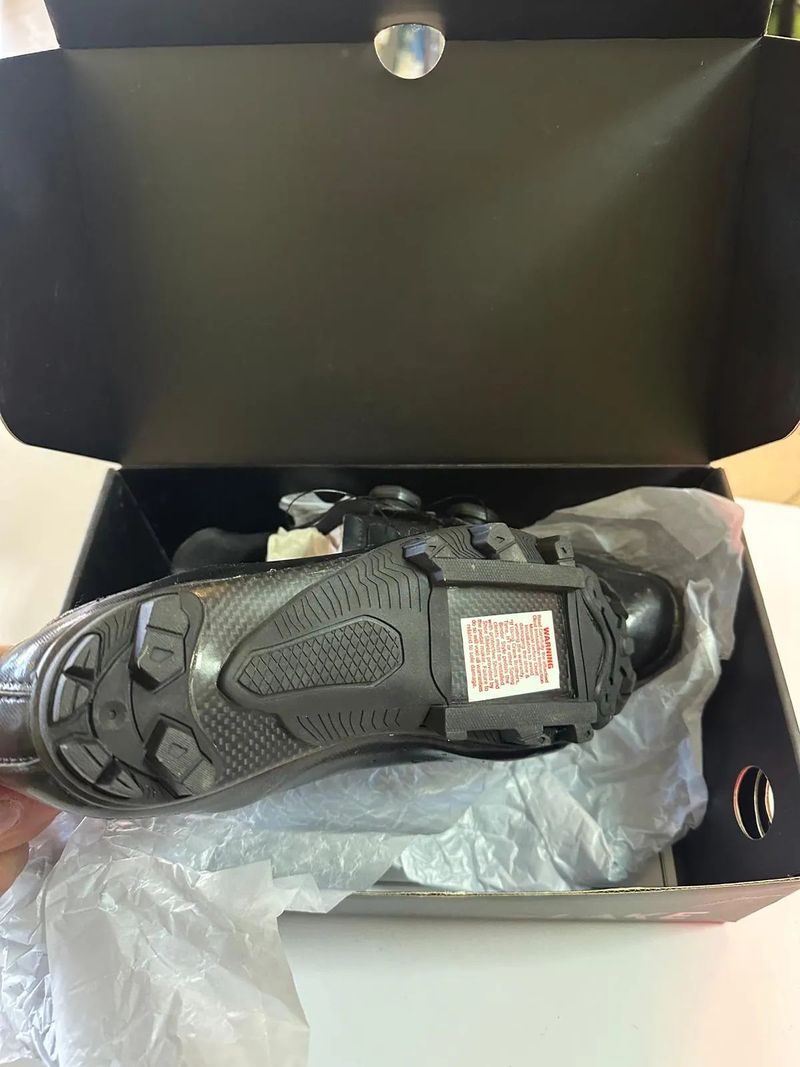 karbonové tretry značky lake 