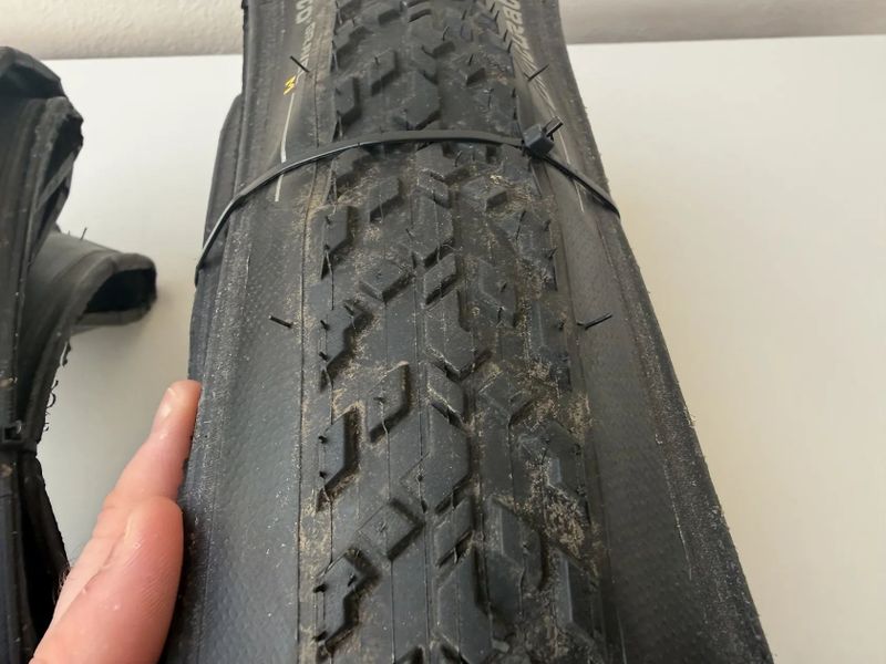 Pláště Pirelli Cinturato Gravel M 35 mm