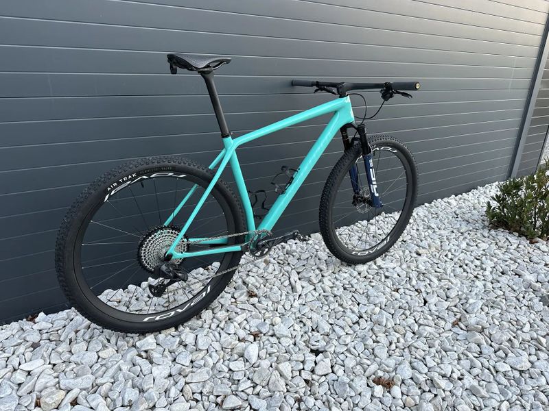 Horské kolo Specialized Epic HT, vel. XL, 7,9kg