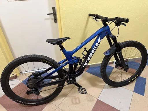 Trek Slash Project One 2023 M/L