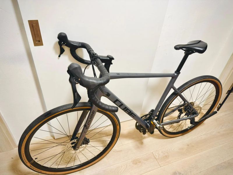 Cube Nuroad race 2024 ( Grx 2x11) 