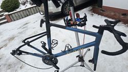 Isaac Boson Satin blue - rámová sada