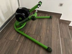 Trenažér Kinetic Rock and Roll Smart Control T-6200