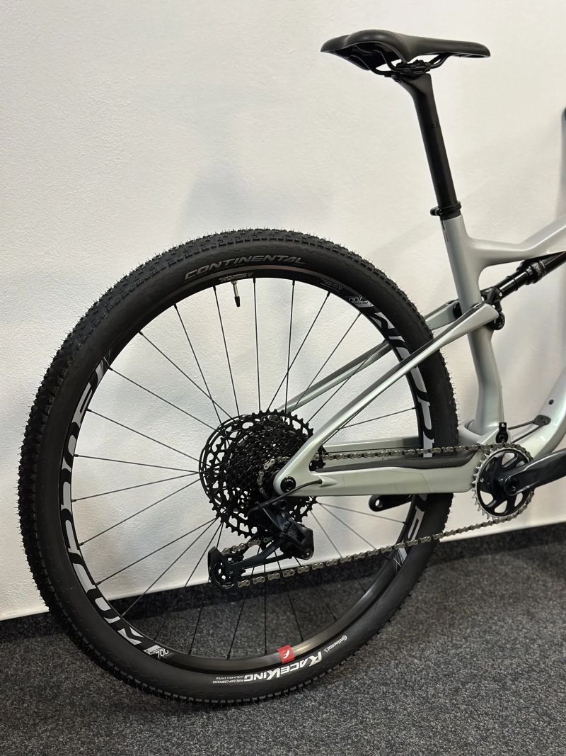 Závodní XC Lapierre XR - Sram GX Eagle, Fox Kashima - vel. L