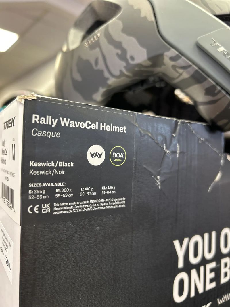 Přilba TREK Rally WaveCel