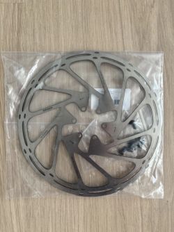 Nový kotouč sram 203mm