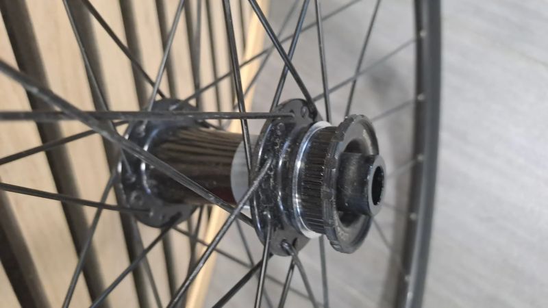 Zapletená kola 28", gravel