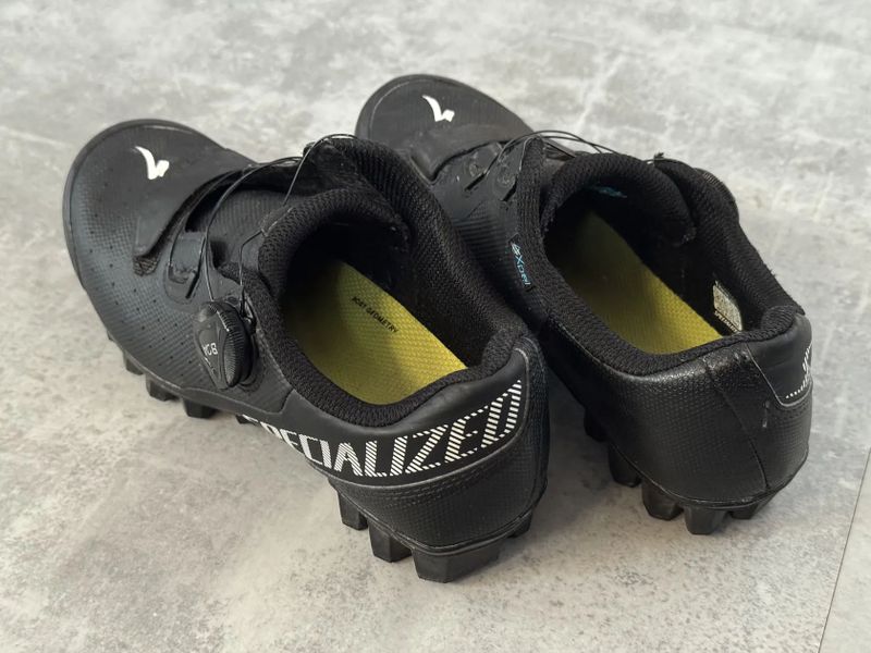 Specialized Recon 2.0 36 (23 cm)