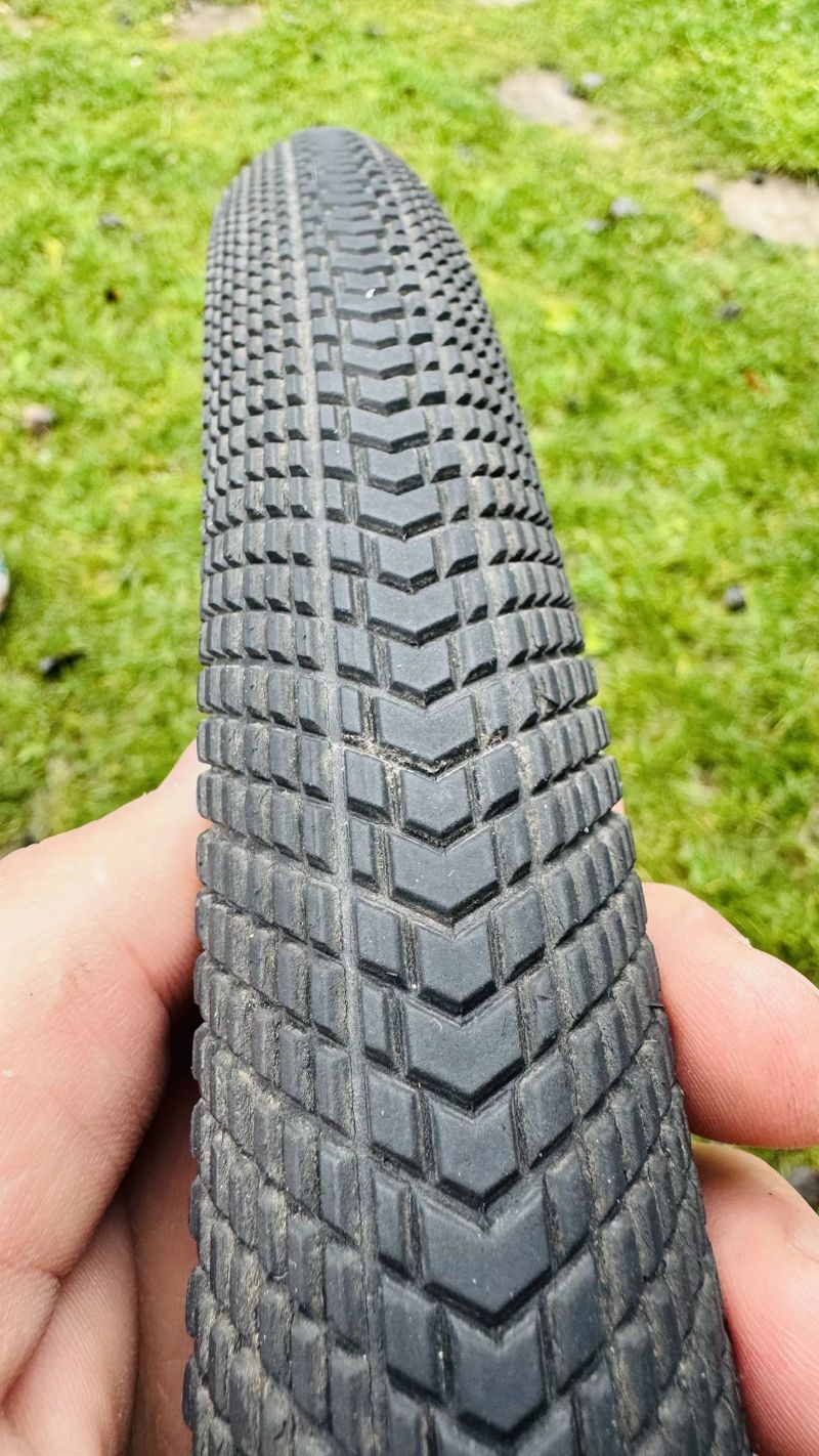 Gravel plášť TUFO SPEEDERO, bezdušový - černý