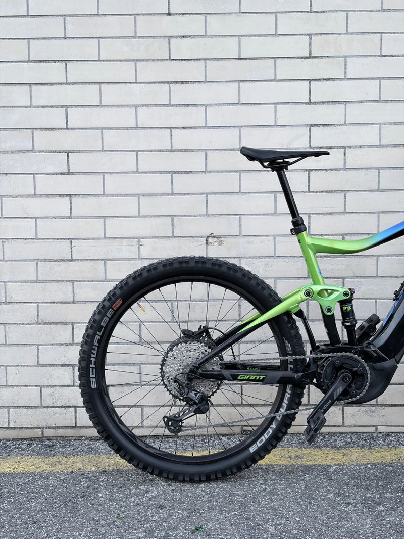 Giant Trance E+ Pro 2, 27,5+, vel. L