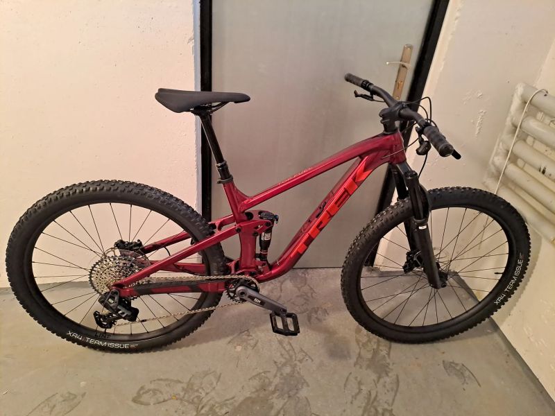Trek Top Fuel 8 GX AXS T-Type Gen 3 (elektrické řazení)