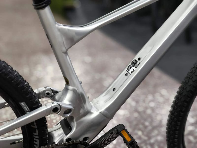 !!!NOVÝ!!! SCOTT Spark 970 silver, Rock Shox Judy 130mm, vel. L