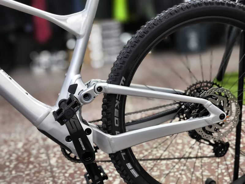 !!!NOVÝ!!! SCOTT Spark 970 silver, Rock Shox Judy 130mm, vel. L