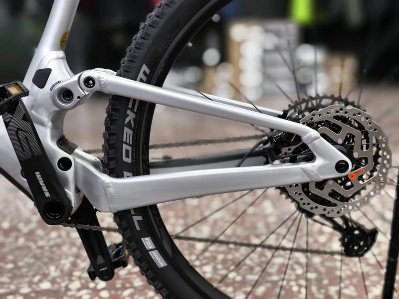 !!!NOVÝ!!! SCOTT Spark 970 silver, Rock Shox Judy 130mm, vel. L