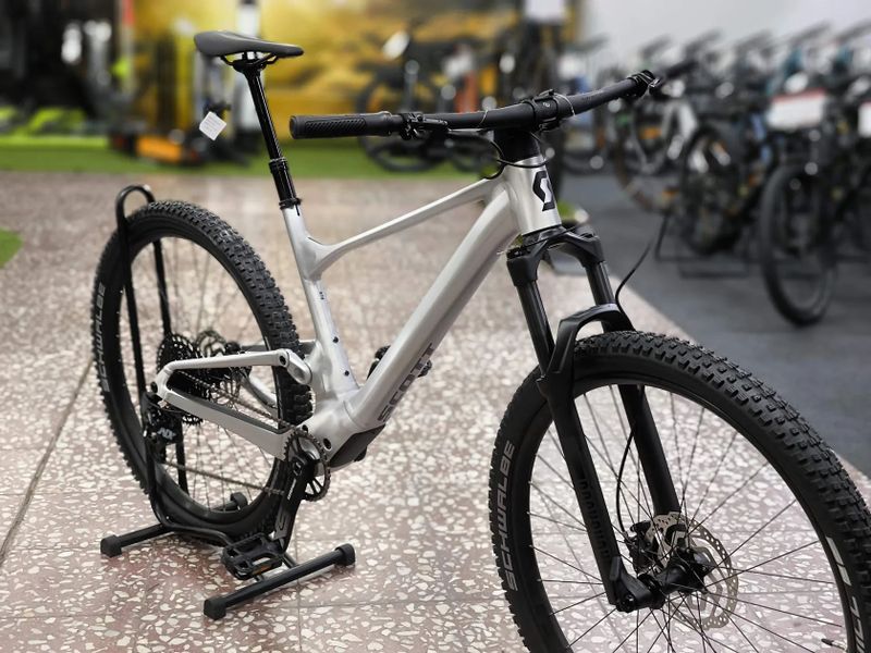 !!!NOVÝ!!! SCOTT Spark 970 silver, Rock Shox Judy 130mm, vel. L