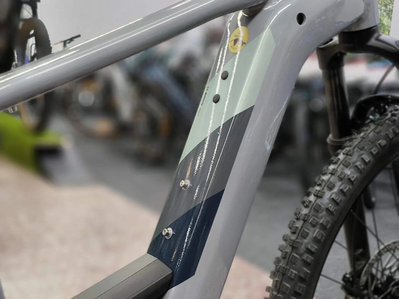 !!!NOVÝ!!! Bergamont E-Revox Pro, Bosch CX4 Smart, baterie 750Wh, Shimano DEore, vel. L