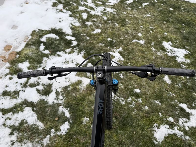 Ghost GHOST Riot AM AL 160/150 Essential