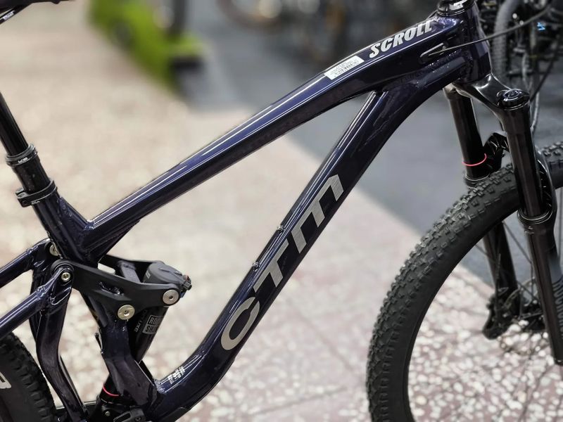 !!!NOVÉ!!! CTM SCROLL AM Xpert, Shimano Deore, Rock Shox 35 gold zdvih 150, vel. M