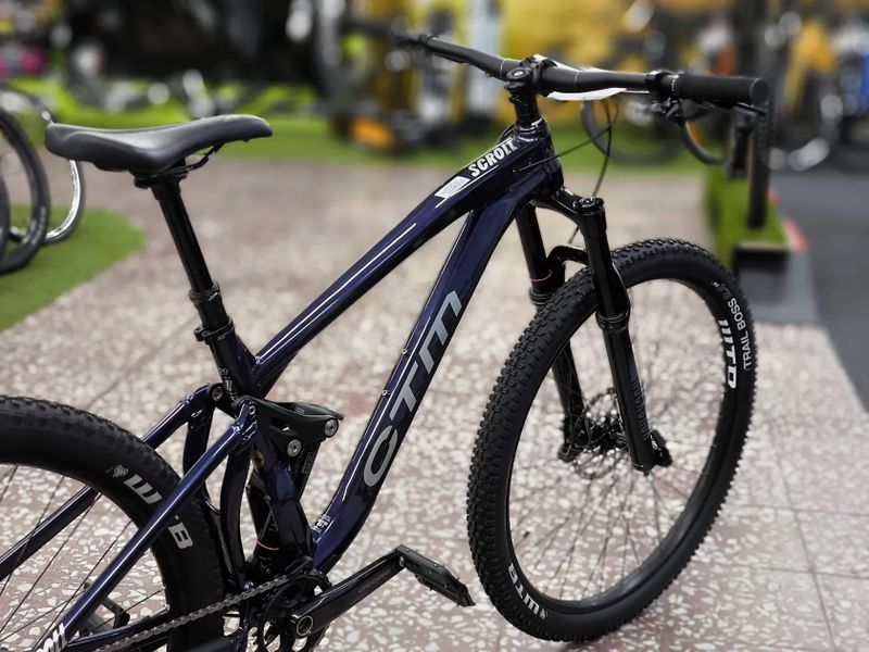 !!!NOVÉ!!! CTM SCROLL AM Xpert, Shimano Deore, Rock Shox 35 gold zdvih 150, vel. M