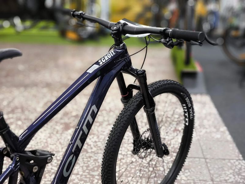 !!!NOVÉ!!! CTM SCROLL AM Xpert, Shimano Deore, Rock Shox 35 gold zdvih 150, vel. M