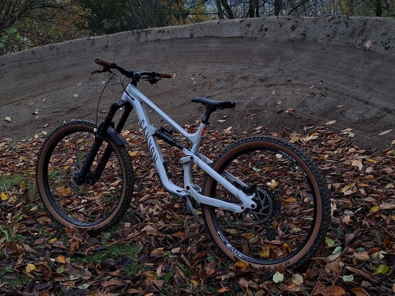 Canyon Torque5 al (mullet) L Enduro/Freeride kolo