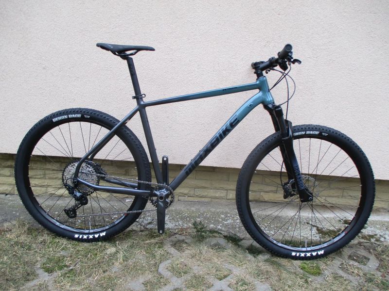 Nové 29" kolo Maxbike M909 21", Shimano SLX 1x12, vzduch. vidlice Rock Shox Recon, pevné osy
