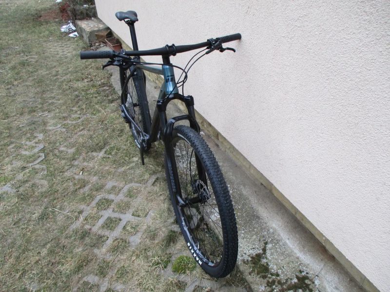 Nové 29" kolo Maxbike M909 21", Shimano SLX 1x12, vzduch. vidlice Rock Shox Recon, pevné osy