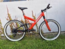 Kolo Cannondale Super-V café racer