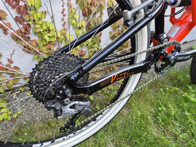 Kolo Cannondale Super-V café racer