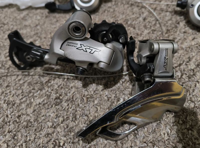 Shimano XT 3x9 sada , kliky LX