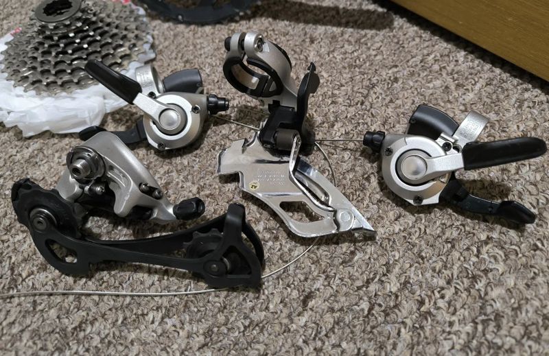 Shimano XT 3x9 sada , kliky LX