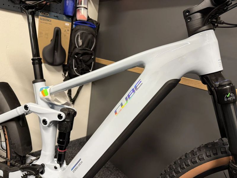 CUBE Stereo Hybrid ONE44 EX 800 vel. M 2026 NOVÉ