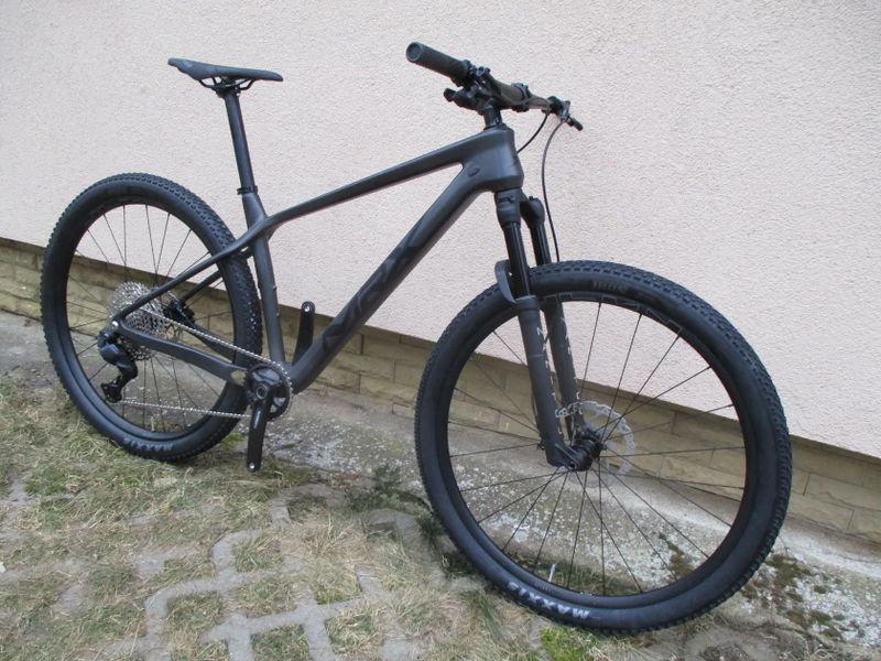 Nové 29" kolo MRX X25-SAV 19,5", Shimano Deore Di2 1x12, vzduch. vidlice Manitou Machete, pevné osy
