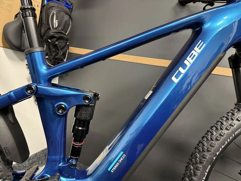 CUBE Stereo Hybrid ONE22 RACE 800 vel.L 2026 NOVÉ 
