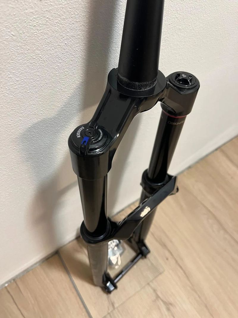New - RockShox Lyrik Select 29