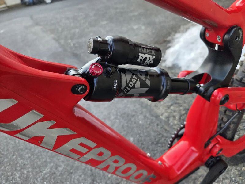 Nukeproof Mega 290 Carbon