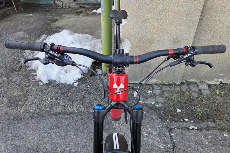 Nukeproof Mega 290 Carbon