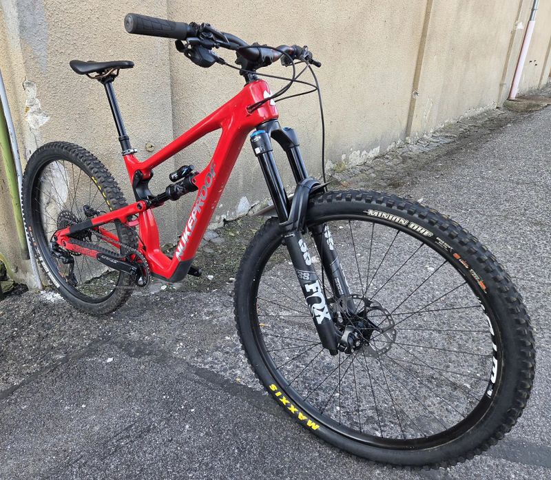 Nukeproof Mega 290 Carbon