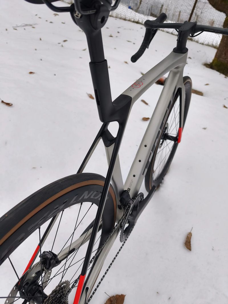 Trek Madone SL7 gen 8