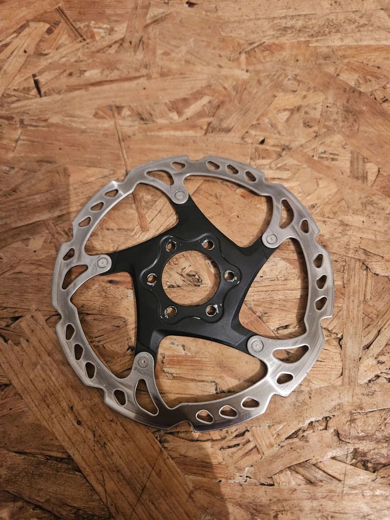 Shimano xt m8100 plus kotuc shimano xt