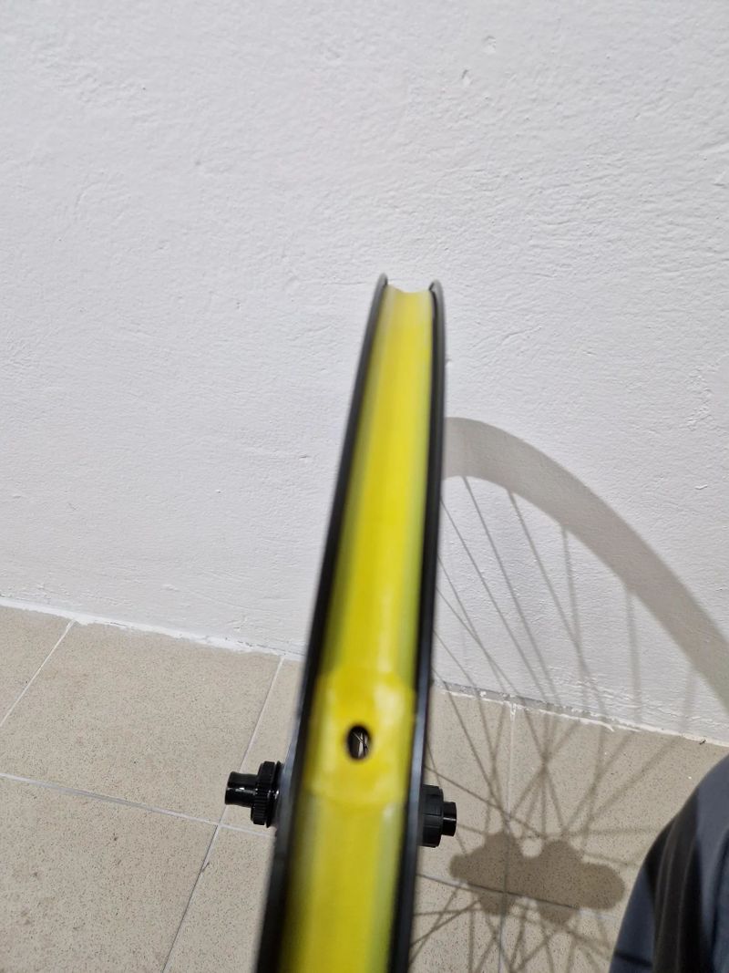 Prodám zapletená kola Gipiemme Gravel 825