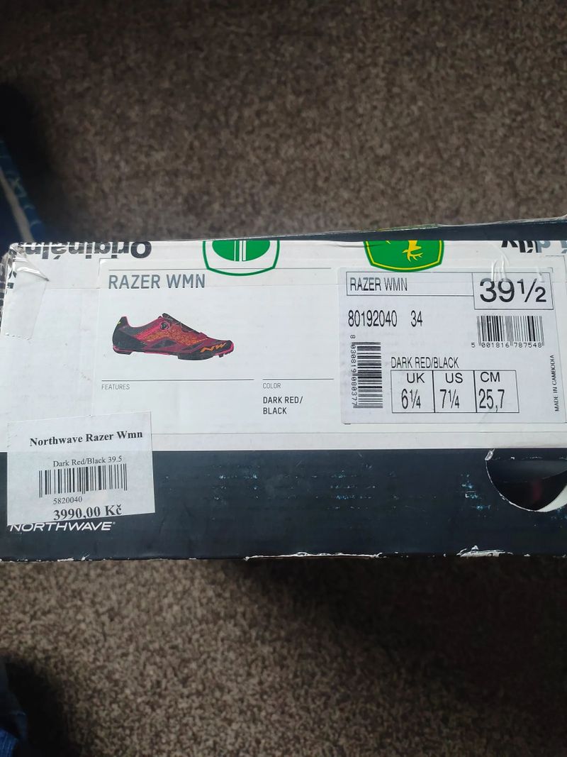 Tretry Northwave Razer wmn