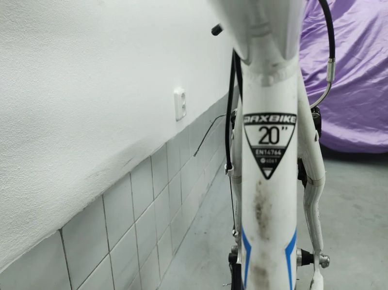 Prodám trekové dámské kolo Maxbike