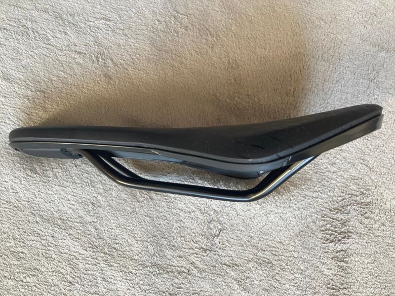 MTB sedlo fi'zi:k FIZIK Ridon S-Mag