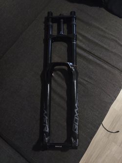 Rock Shox boxxer ultimate 