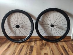 Gravel kola Fulcrum Rapid Red 99