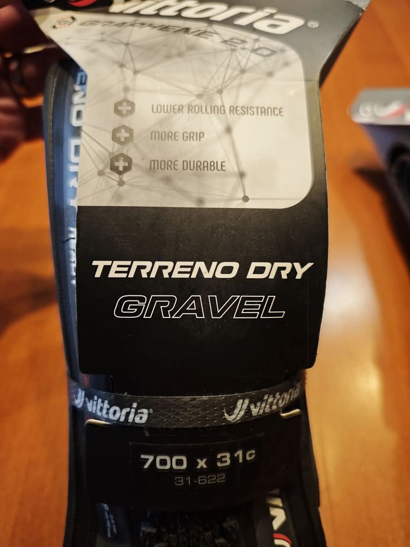 Vittoria terreno dry 31mm, 2x nové 