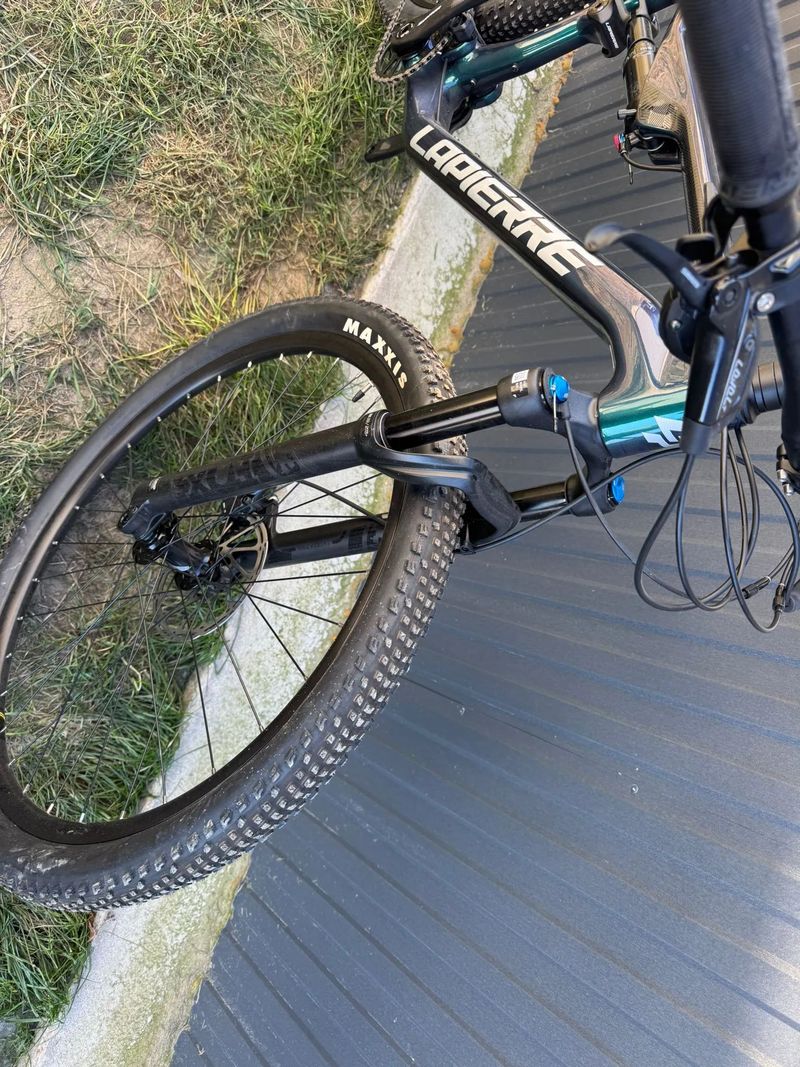 lapierre xr race 5.9 M, najeto 10 km 