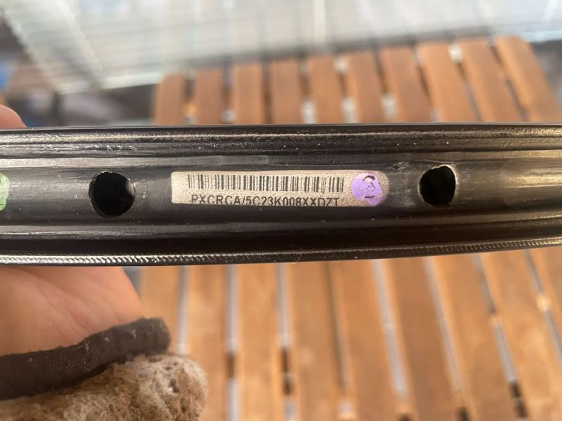 Karbonový ráfek 27,5" (650b)