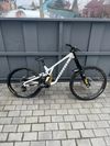 Commencal Supreme DH V5